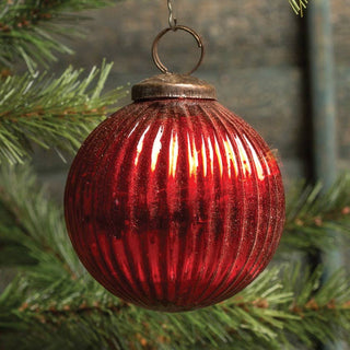 4-inch vintage-inspired red ribbed glass kugel ornament with silver cap – JSQ Mercantile, Women’s Boutique & Gift Shop in La Grange, IL.