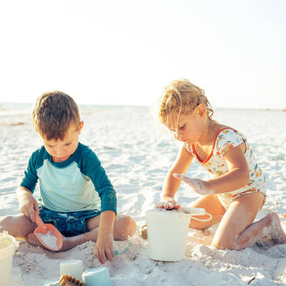 Kids Silicone Beach Bucket and Sand Toys Gift Set - JSQ Mercantile