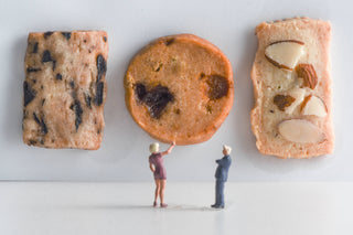 Petit Paquet of Burnt Sugar Shortbread Cookies