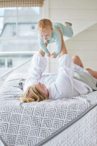 Oyster Cove Diamond Grey Blanket