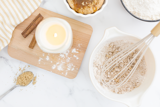 Warm Caramel Crumble – Soy Wax Mason Jar Candle (2 oz)