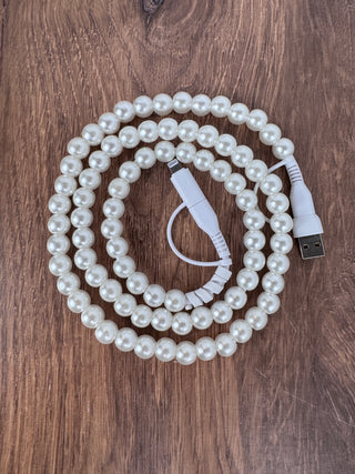 Faux Pearl Phone Charger – Chic & Versatile - With USB-C and Lightening Connector