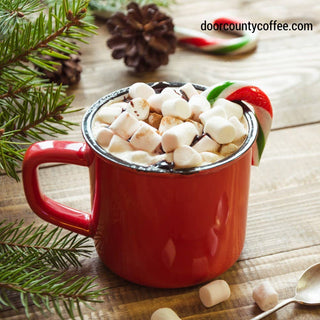 Door County Candy Cane Gourmet Hot Cocoa Packet – JSQ Mercantile – a women’s boutique and gift shop in La Grange, IL.